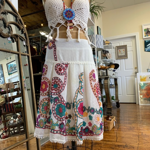 Lucy Paris Decorative Skirt - Picture 1 of 4